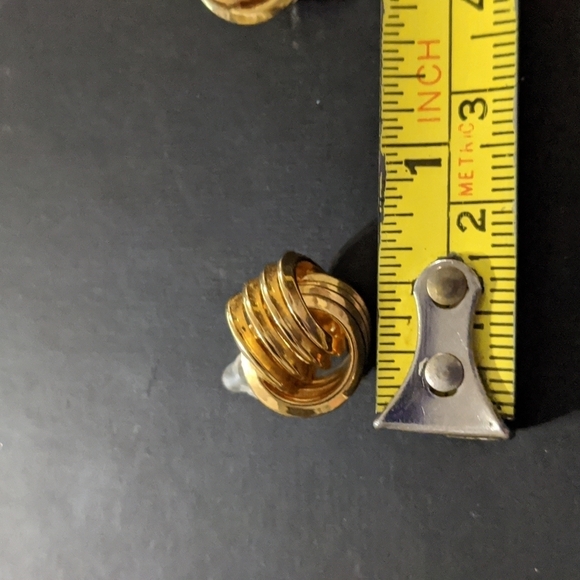 Gold Tone Circular Love Knot Style Pierced Stud Statement Earrings - Picture 3 of 3